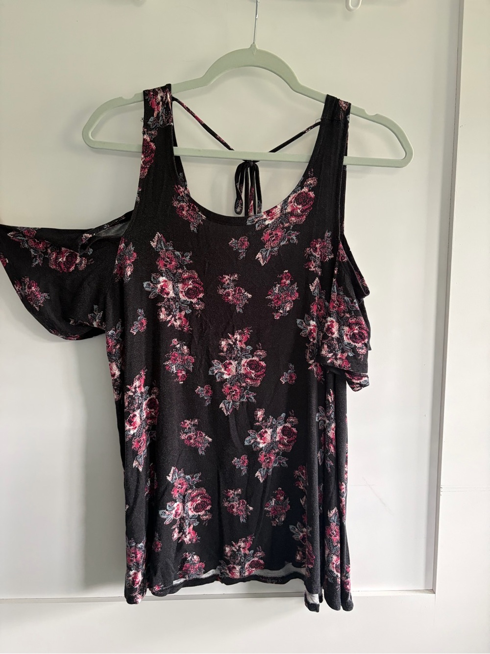 Maurices Black Floral Cold-Shoulder Tank with Tie-Back
